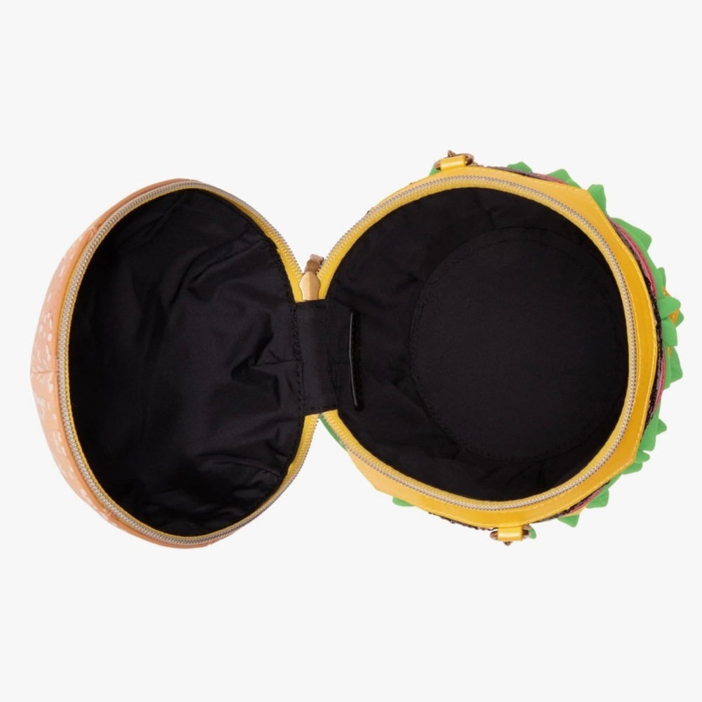 NIP 2025 Betsey Johnson Kitsch Nice Buns Crossbody Bag Double Cheeseburger 🍔 - Picture 5 of 8